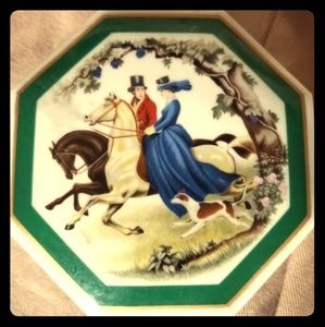 Elizabeth Arden Southern Heirlooms Trinket Box